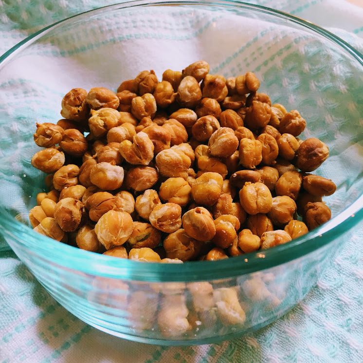 Delicious and Healthy Oil-Free Roasted Chickpeas