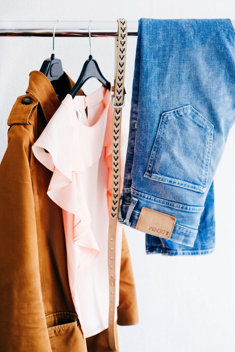 Build Your Own Work Capsule Wardrobe to Save Time, Money, and Closet Space